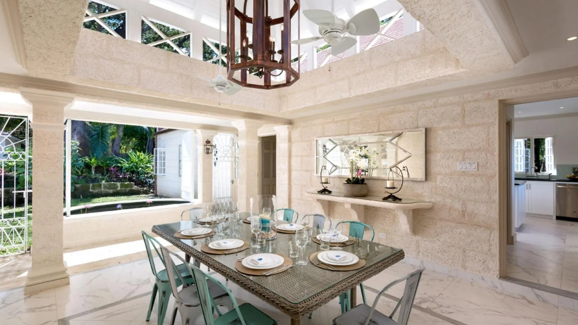 Porters Villa by Blue Sky Luxury Saint James