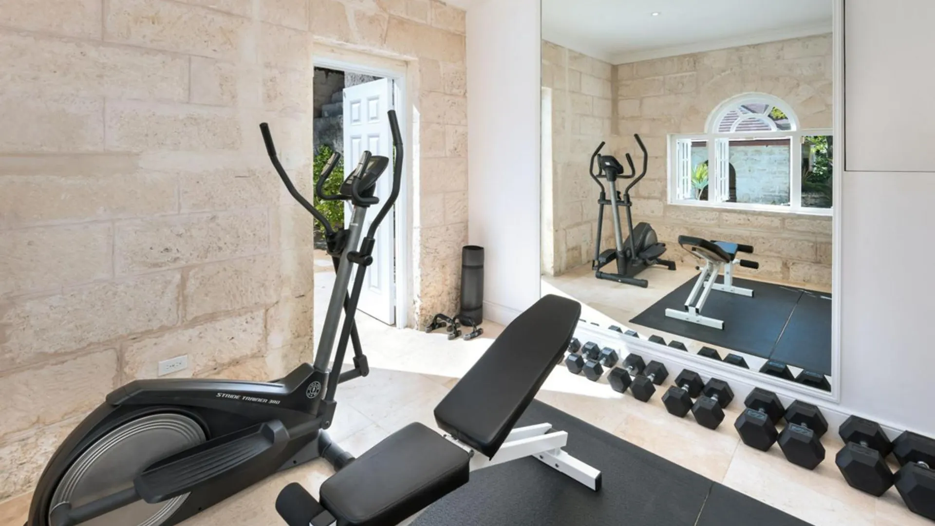 Porters Villa By Blue Sky Luxury Saint James